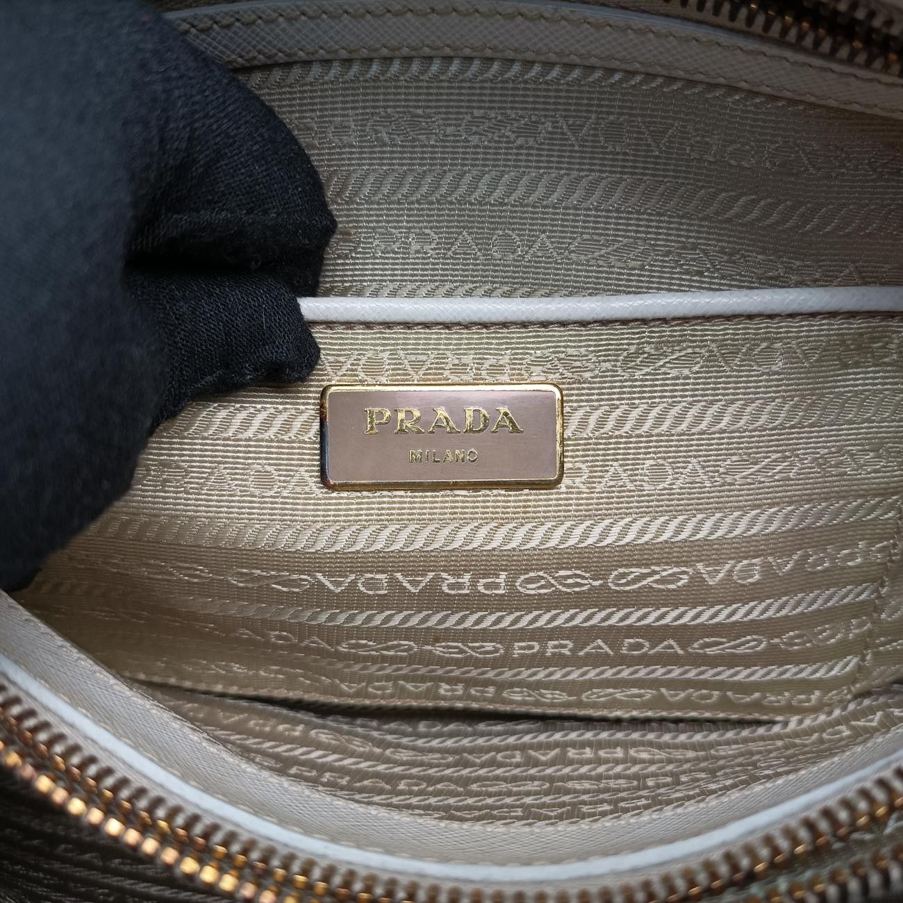 サフィアーノレザー BL0837