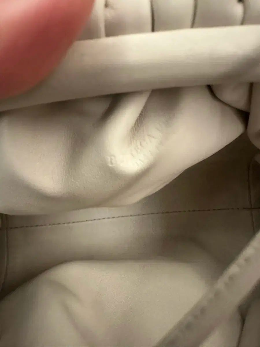 ボッテガ ヴェネタ マンドゥバッグ ギャザーバッグ アイボリー