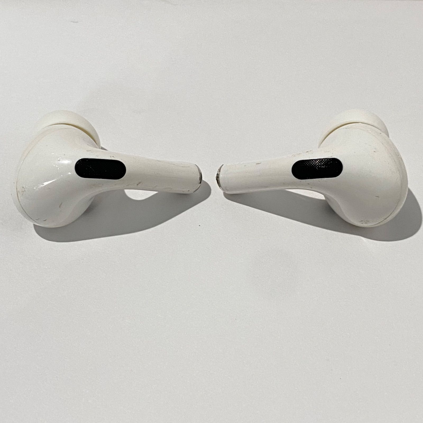 動作未 ジャンク品 Apple アップル AirPods pro エアポッズプロ A2083 A2084 第一世代 ワイヤレスイヤホン A09252 WWW_OPDRERGINERDOGAN_COM