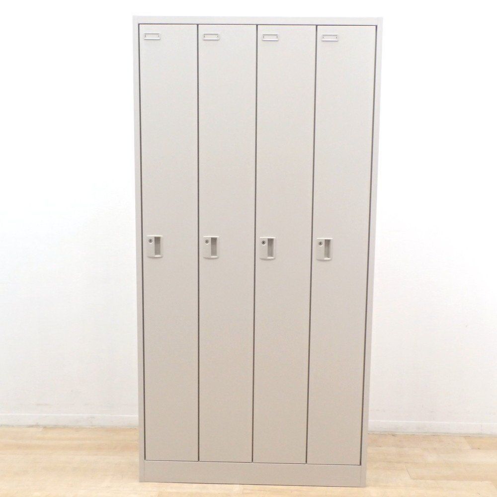 okamura オカムラ 4人用ロッカー 4574FZ-Z13 ライトスモーク 個人ロッカー 網棚 鏡 ハンガーパイプ 更衣室 鍵有 EG18788 オフィス家具