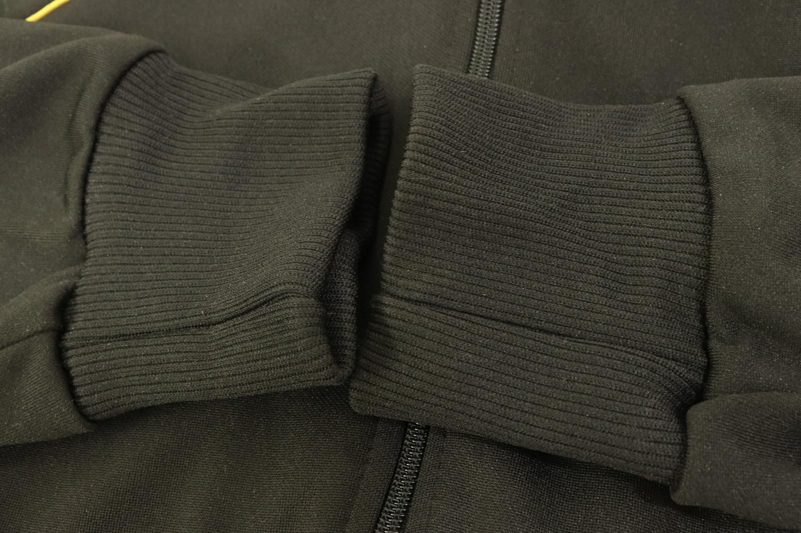 トラックジャケット adidas