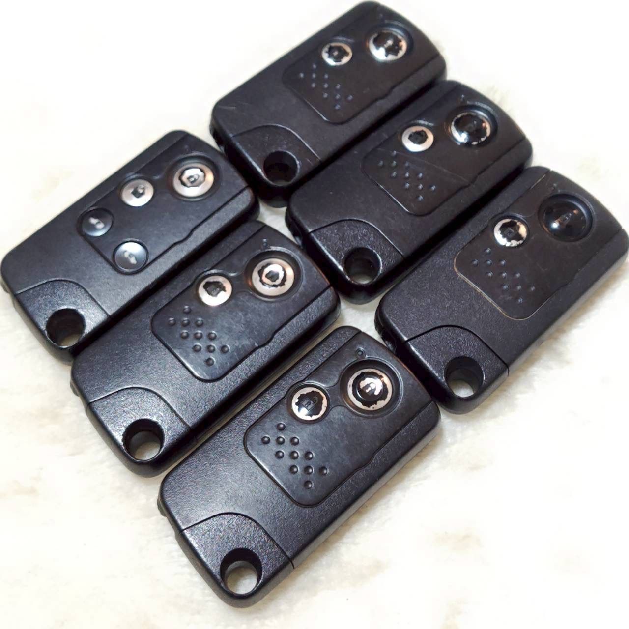 ! ! HONDA ホンダ スマートキー キーレス エントリー システム 純正品 6個 セット 4ボタン 2ボタン 両側スライドドア スペアキー 鍵付き リモコン セキュリティ ドア ロック 施錠 業販 車 ディーラー 社用車 M37255jY