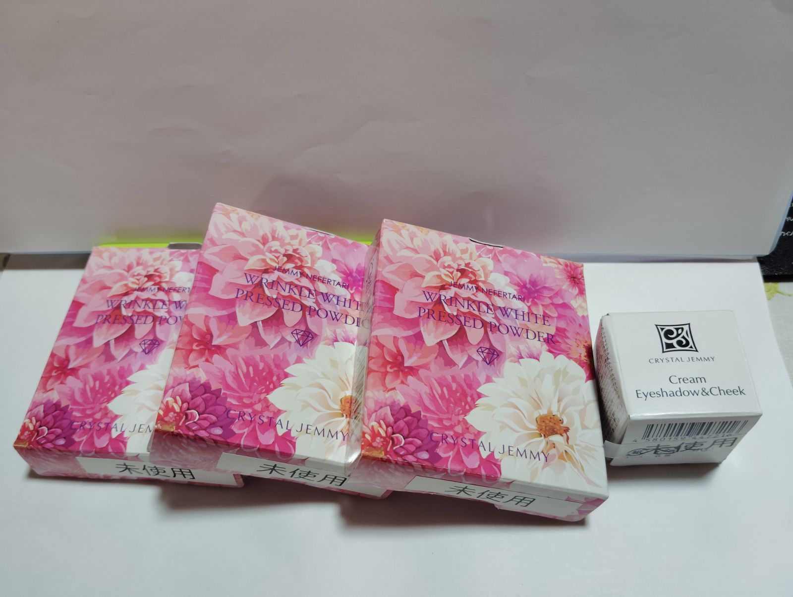 ジェミーネフェルタリ リンクルホワイトプレストパウダー おしろい × 3箱 ＆ クリスタルジェミー クリームアイシャドウ＆チーク ×1箱 計4点セット
