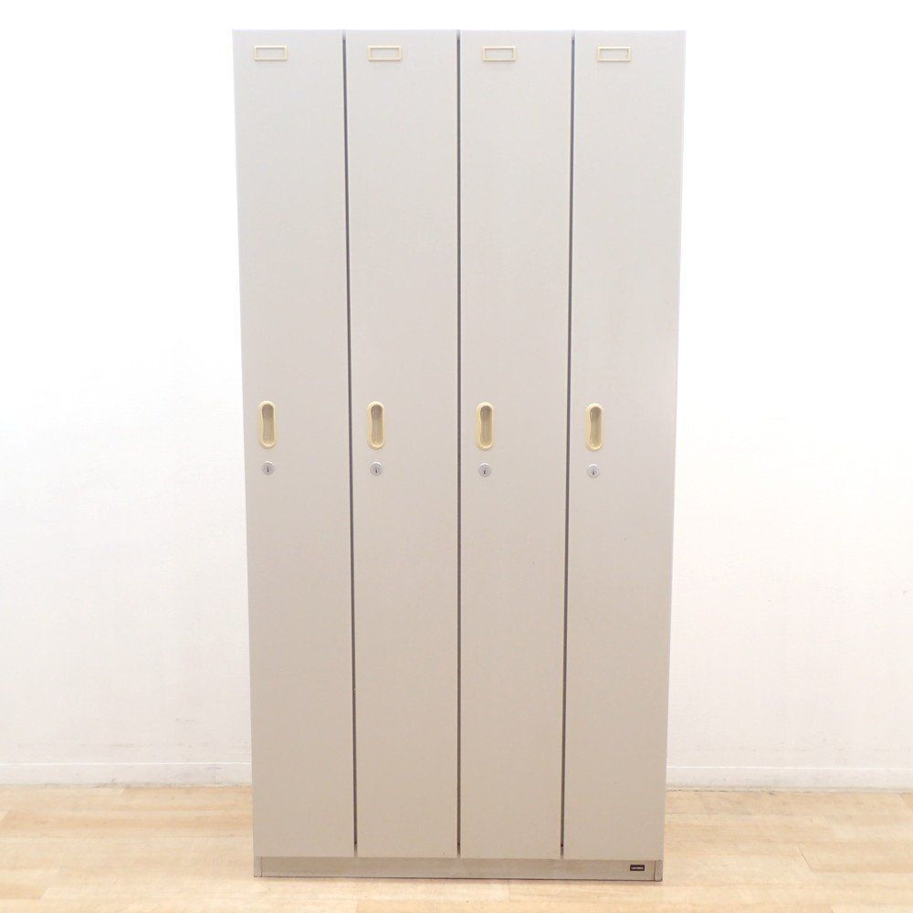 ウチダ 4人用ロッカー HD-4 ニューグレー W900 D500 H1790 中棚 ハンガーパイプ フック 名札差し 更衣室 鍵無 EG18840 オフィス家具