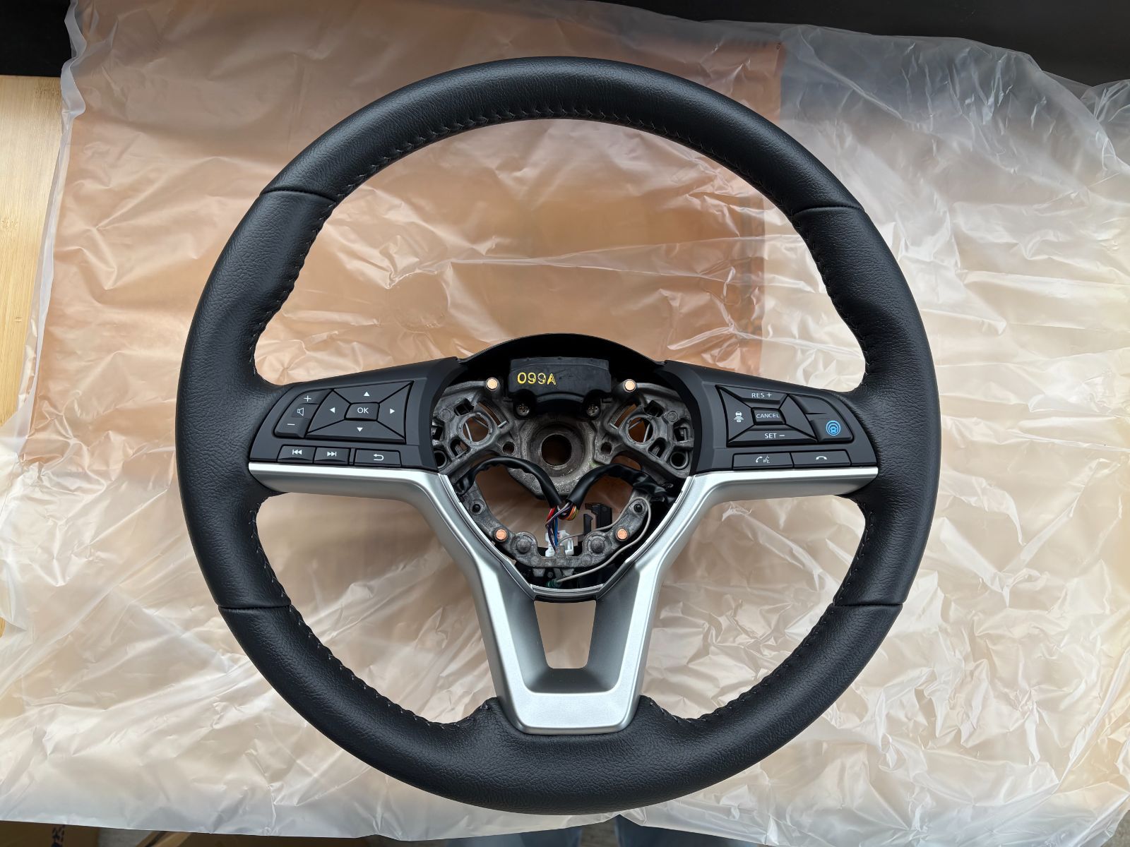 日産 ルークス|デイズ ステアリングホイール 48430-7ME6A