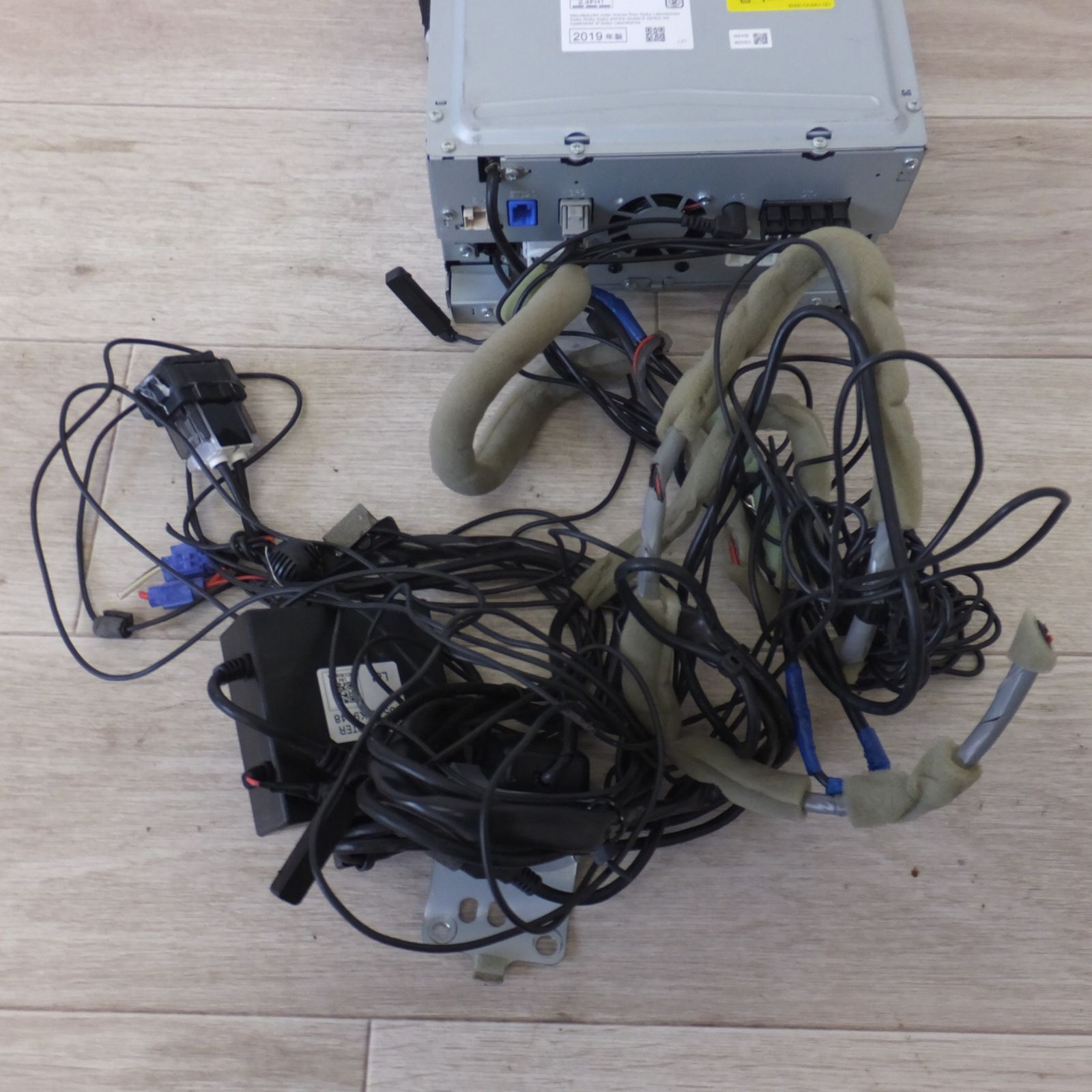 08545-K9135 NMZK-W70D