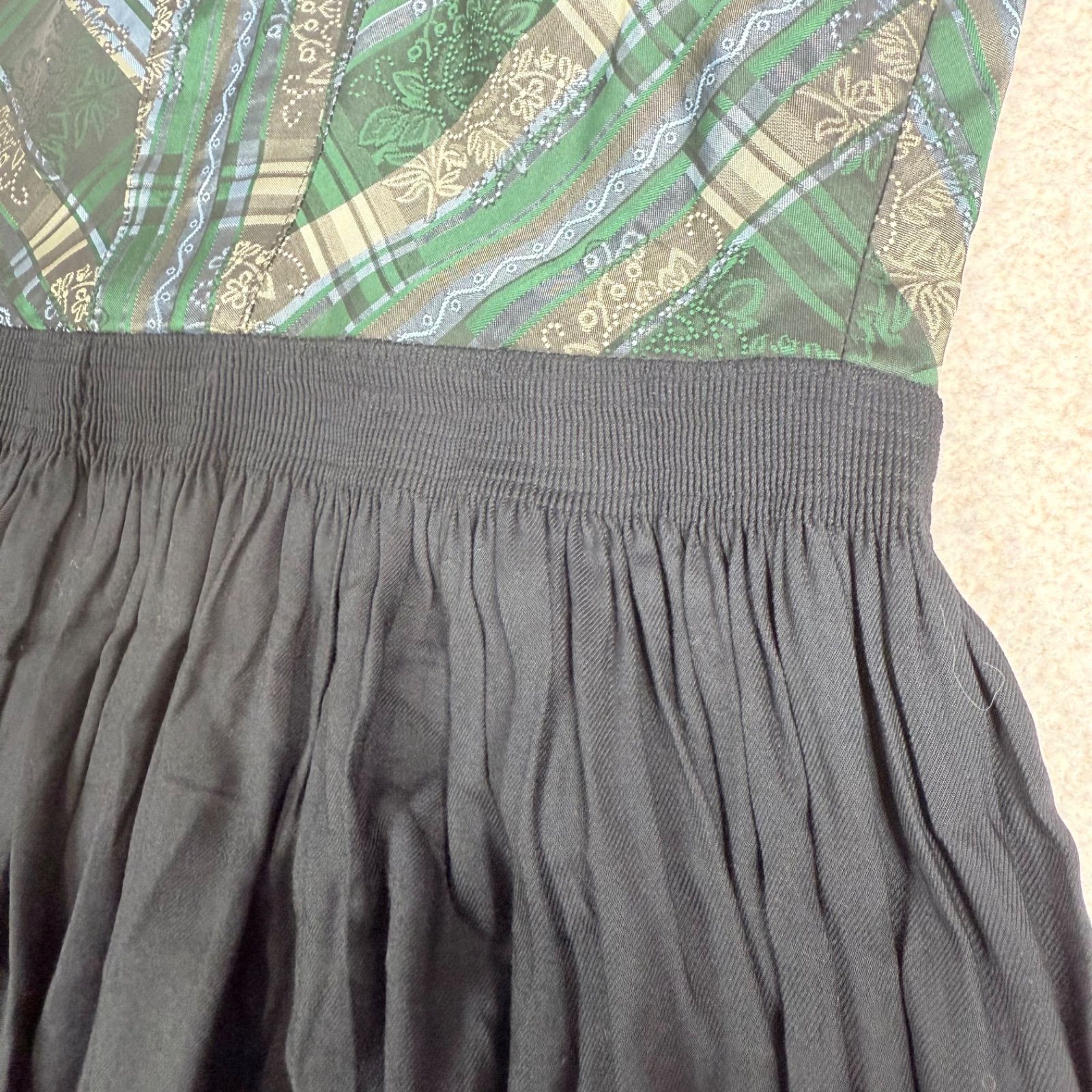 本場チロルワンピース ディアンドル