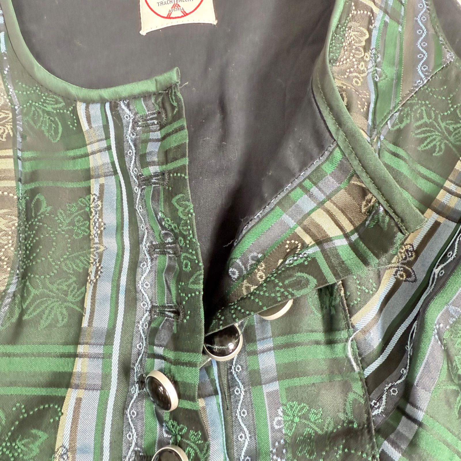 本場チロルワンピース