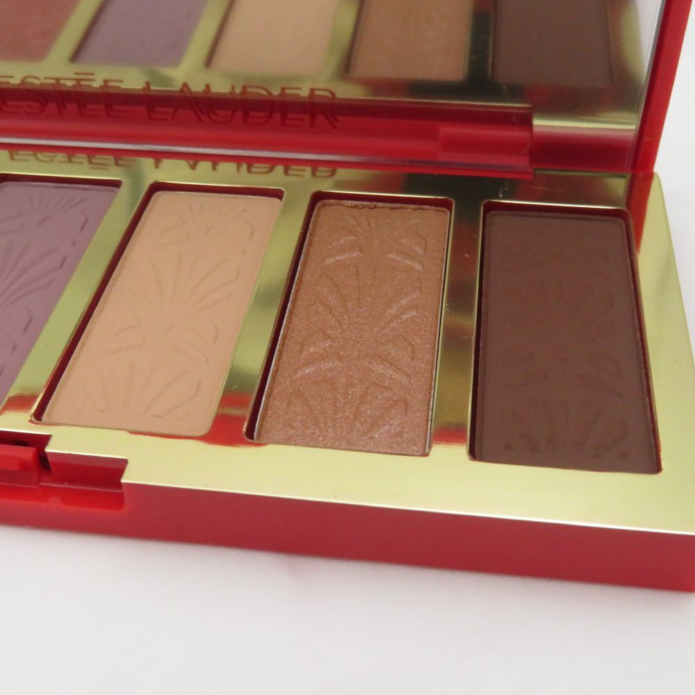 2025 アイシャドウ