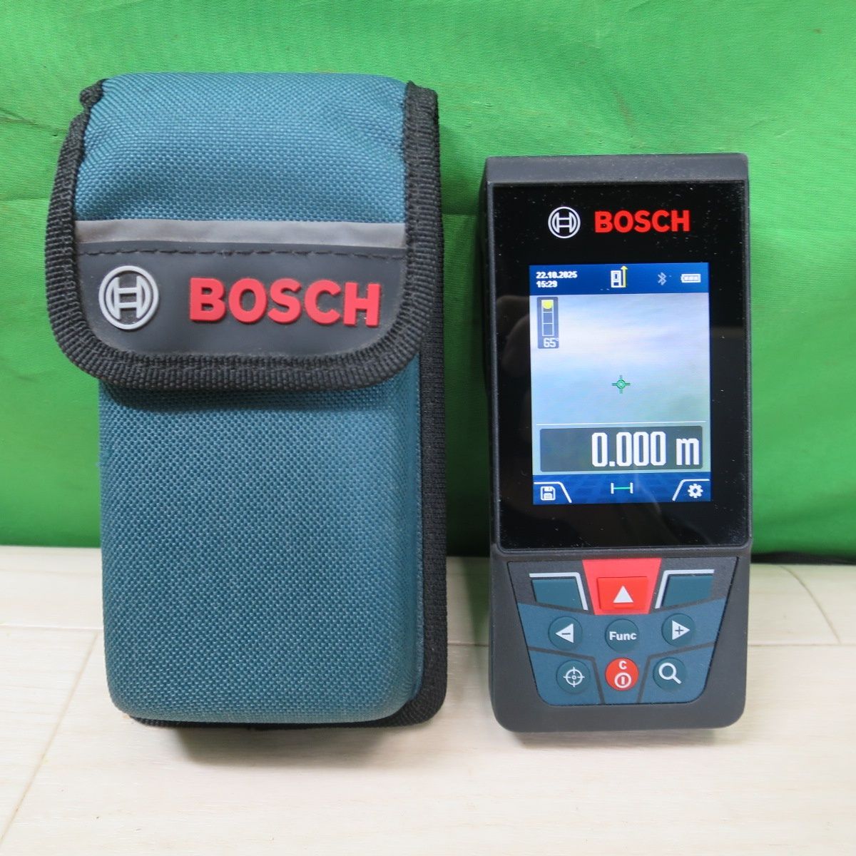 キレイ BOSCH ボッシュ レーザー 距離計 GLM150C デジタル 測定器 ケース付き