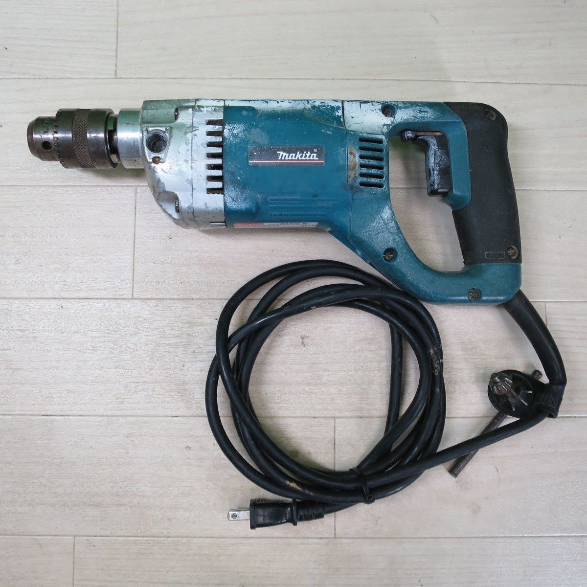 送料無料 マキタ 13mm ドリル 6304LR 電動 工具 コード式 電気 makita
