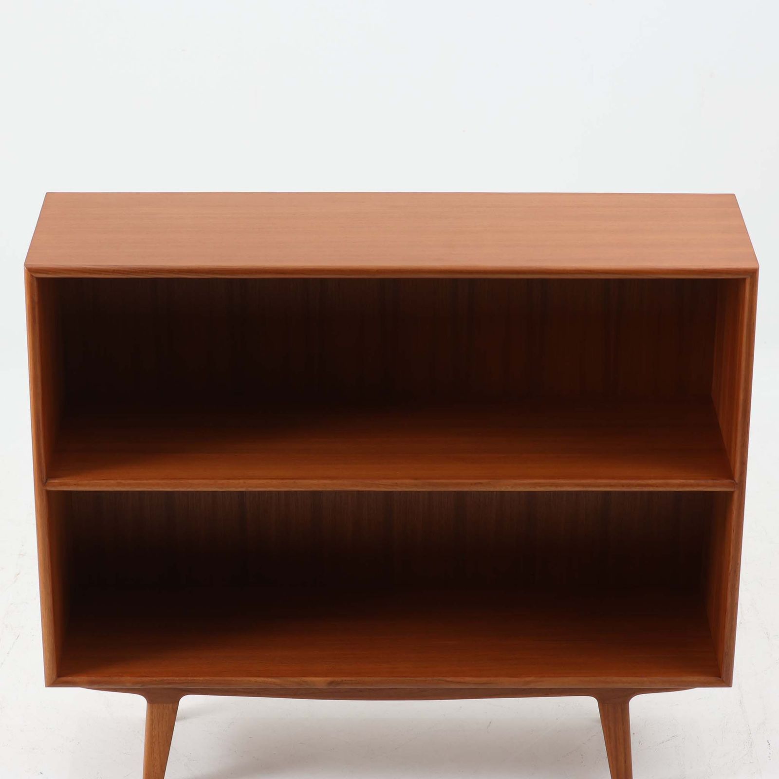 CHLOROS オリジナル家具アウトレット