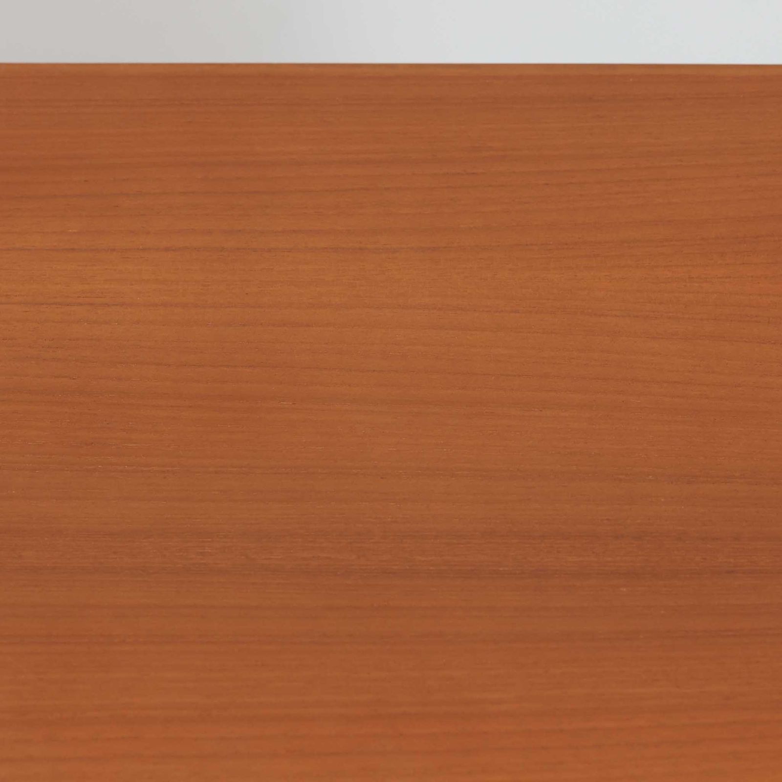 アシンメトリーサイドボード