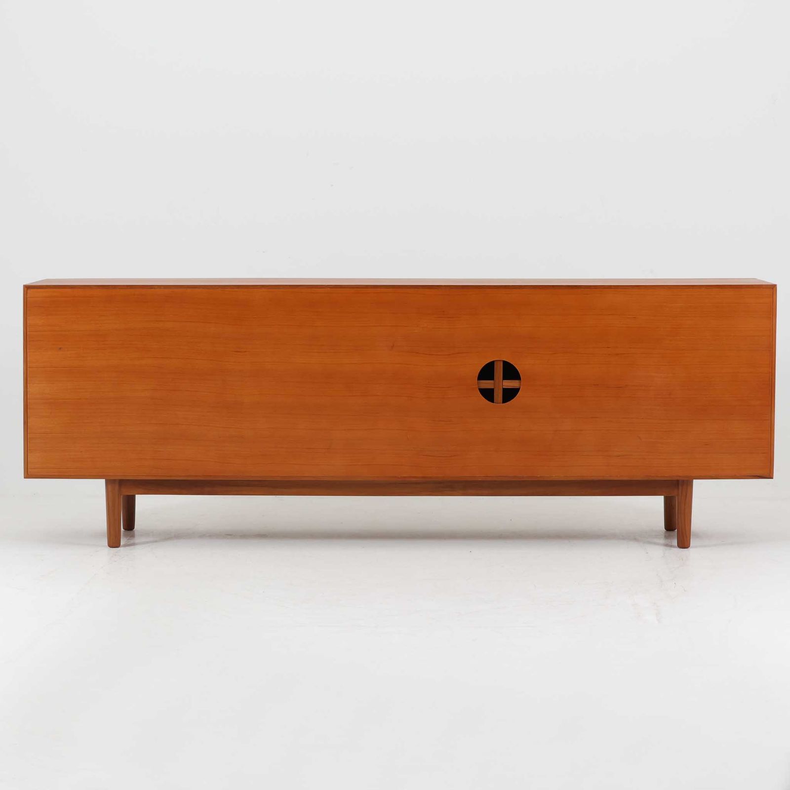 アウトレット品 Foundation