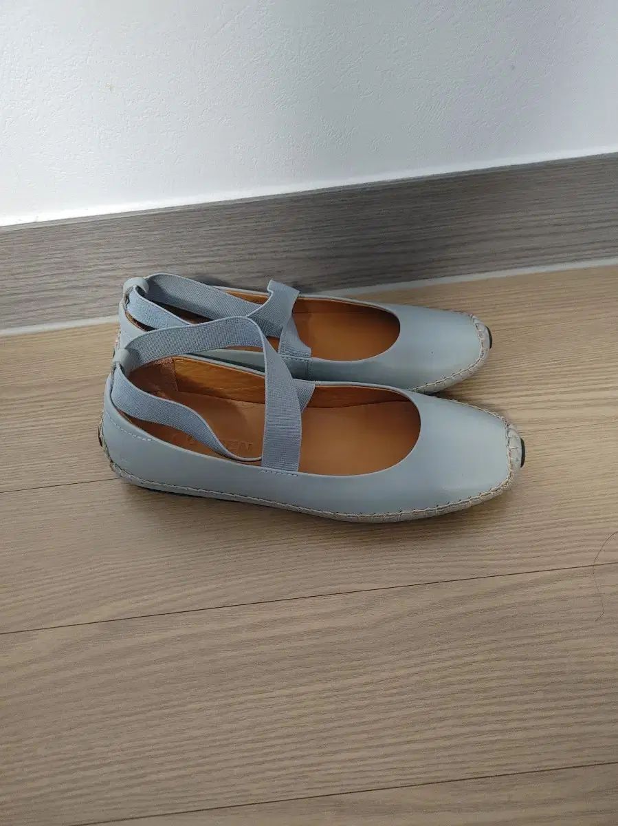 キューレン バレリーナ シューズ 240