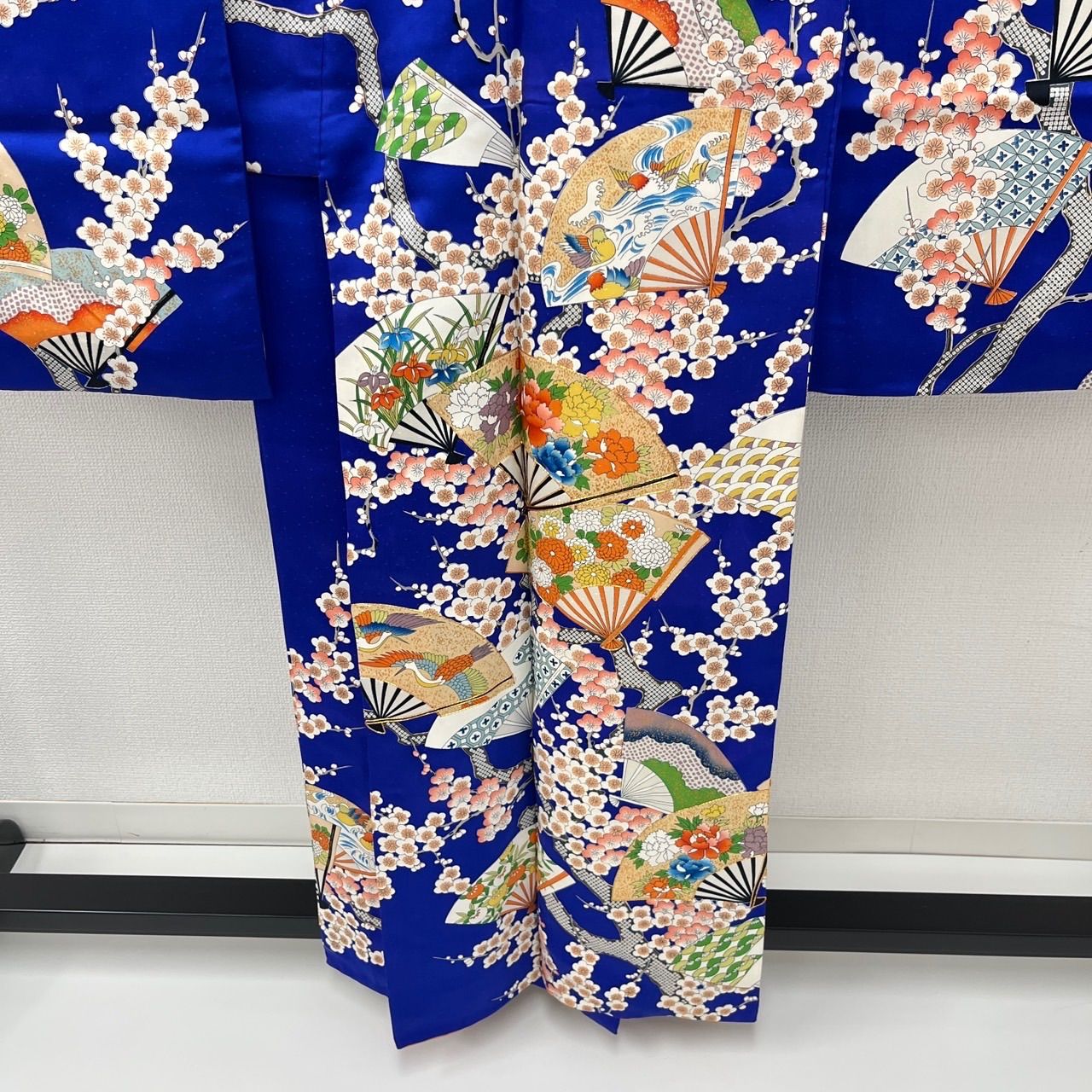 振袖 金駒刺繍 扇に花柄 可愛いデザイン 正絹 着物 MK-538 - メルカリ