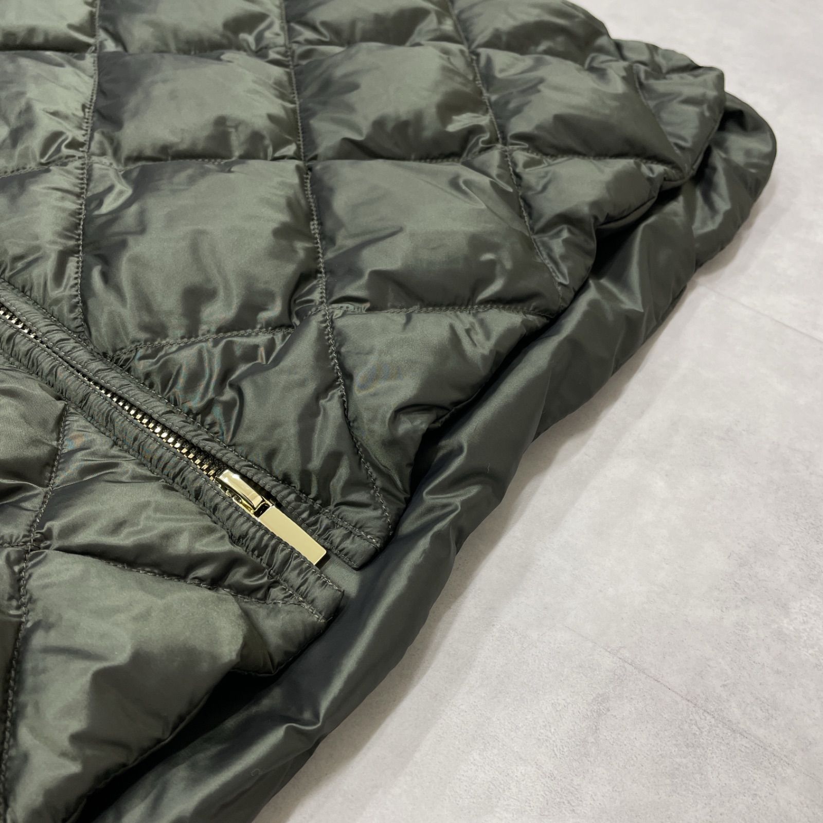 新品同様】MaxMara The Cube. マックスマーラ ザキューブ 2023 ダウン