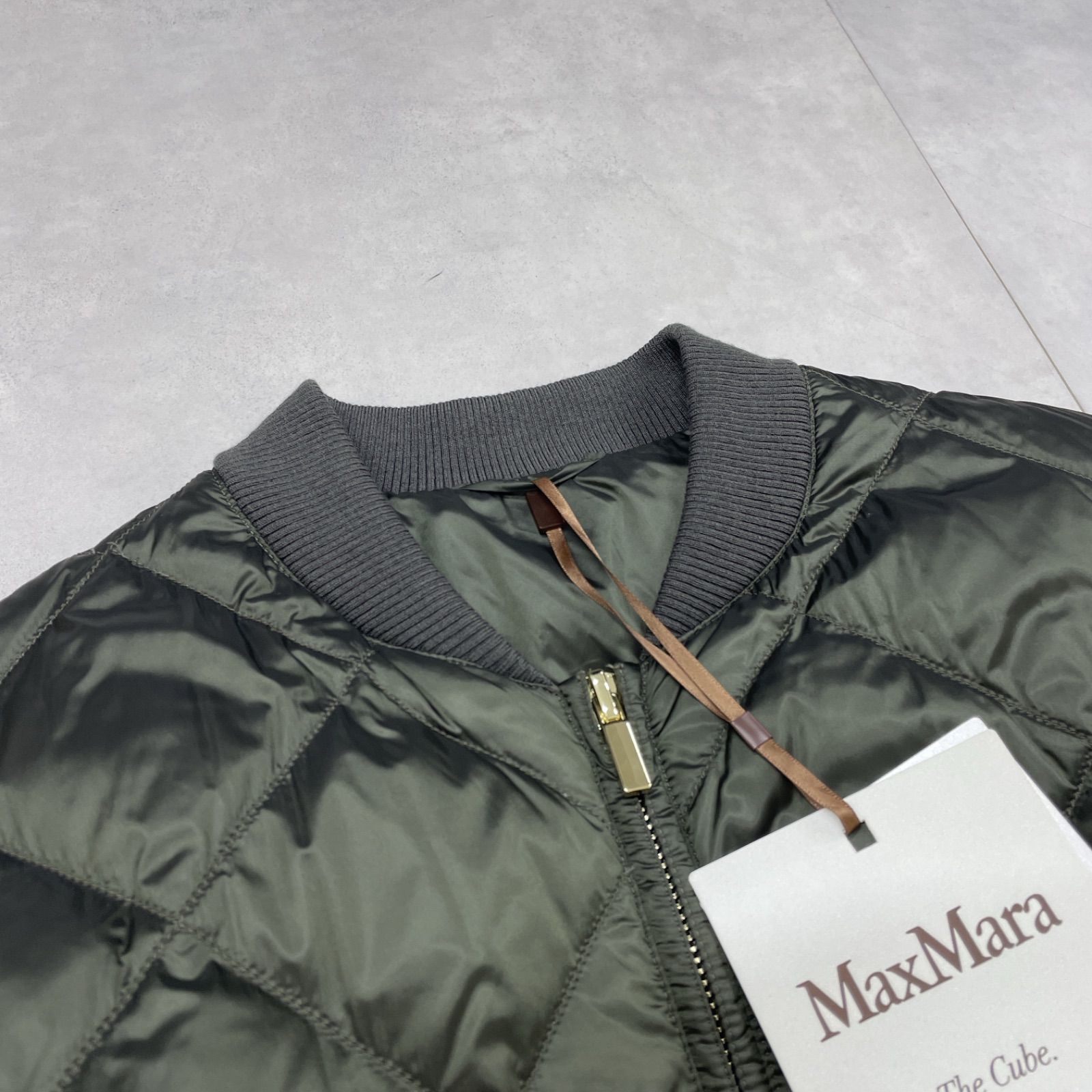 新品同様】MaxMara The Cube. マックスマーラ ザキューブ 2023 ダウン