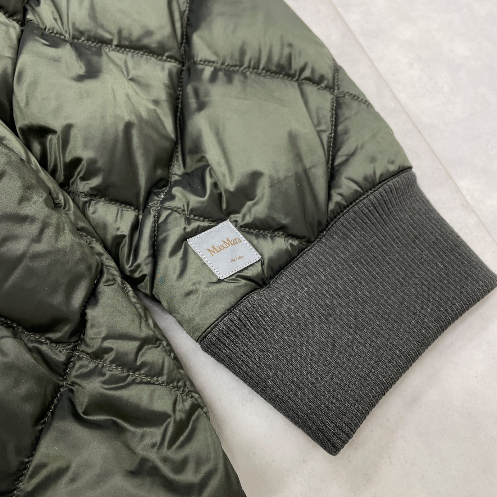 新品同様】MaxMara The Cube. マックスマーラ ザキューブ 2023 ダウン