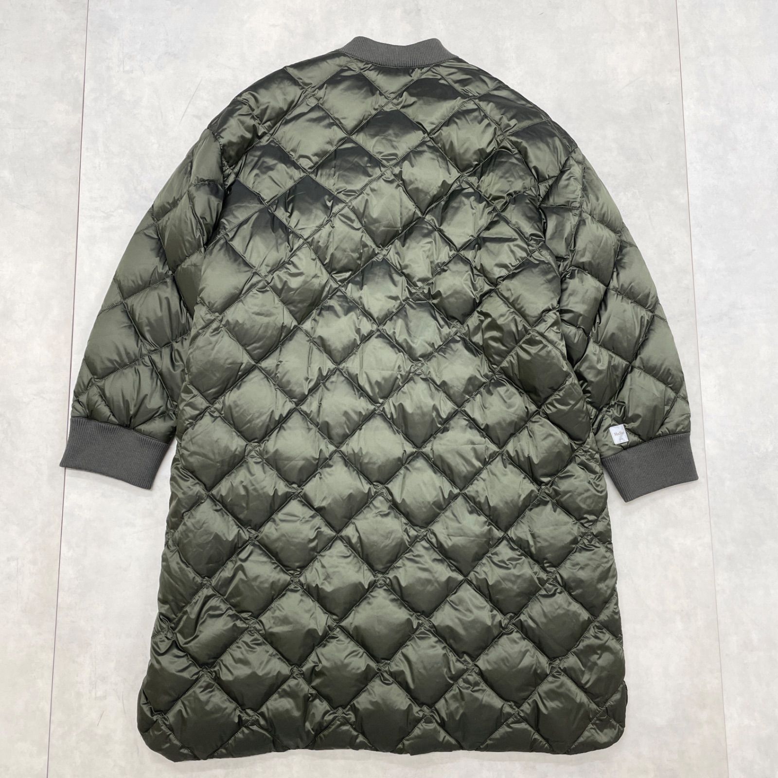 【新品同様】マックスマーラ ザキューブ　ロング　ダウンコート　キルティング　緑色 Max Mara The Cube マックスマーラ ザ・キューブ ダウンコート TREBI