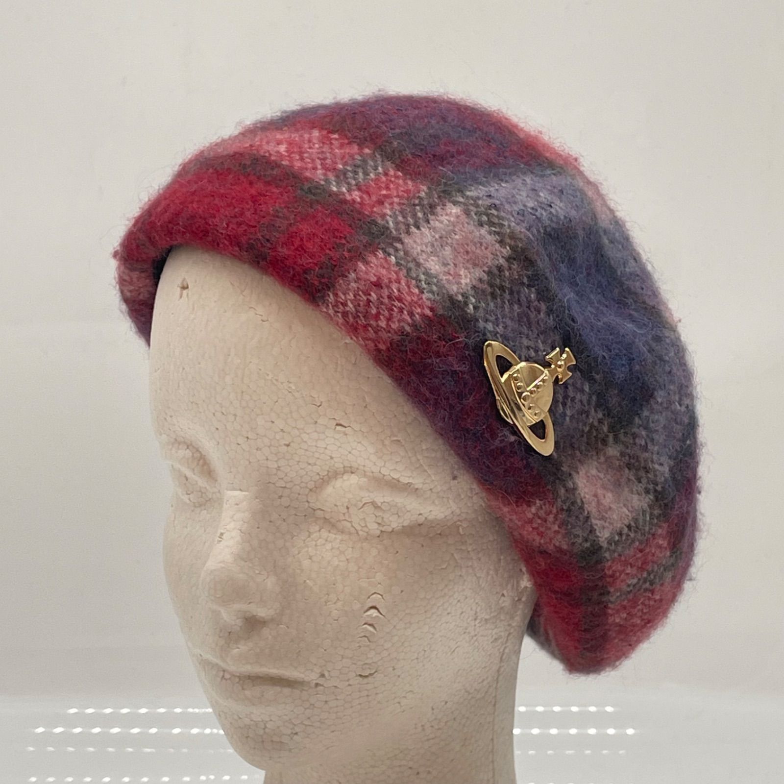 KO3489□ヴィヴィアンウエストウッド ベレー帽 チェック オーブモチーフ SMサイズ アルパカ混 レッド系