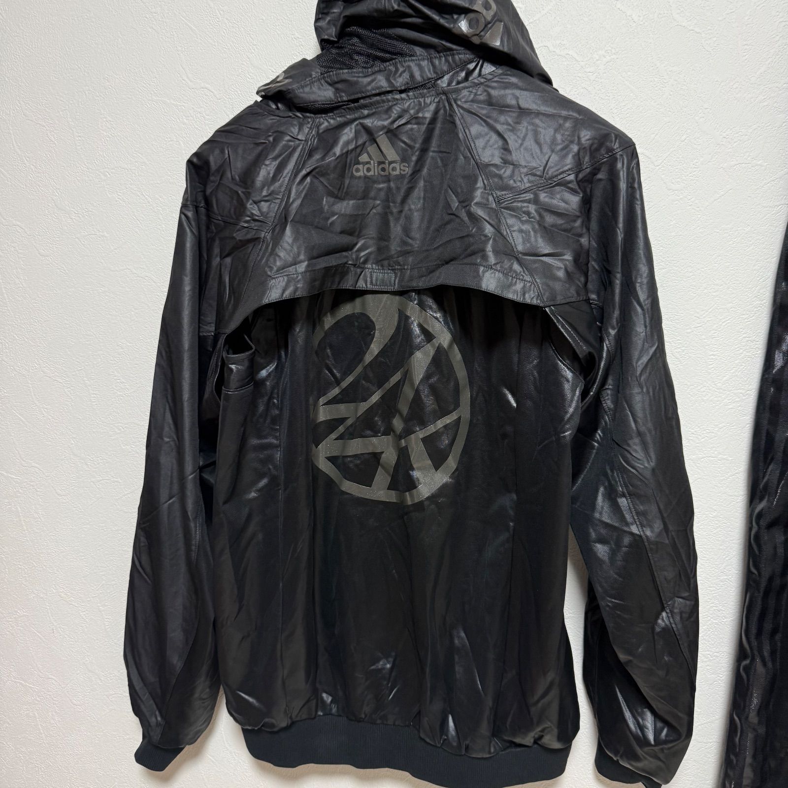 アディダス 24カラッツ