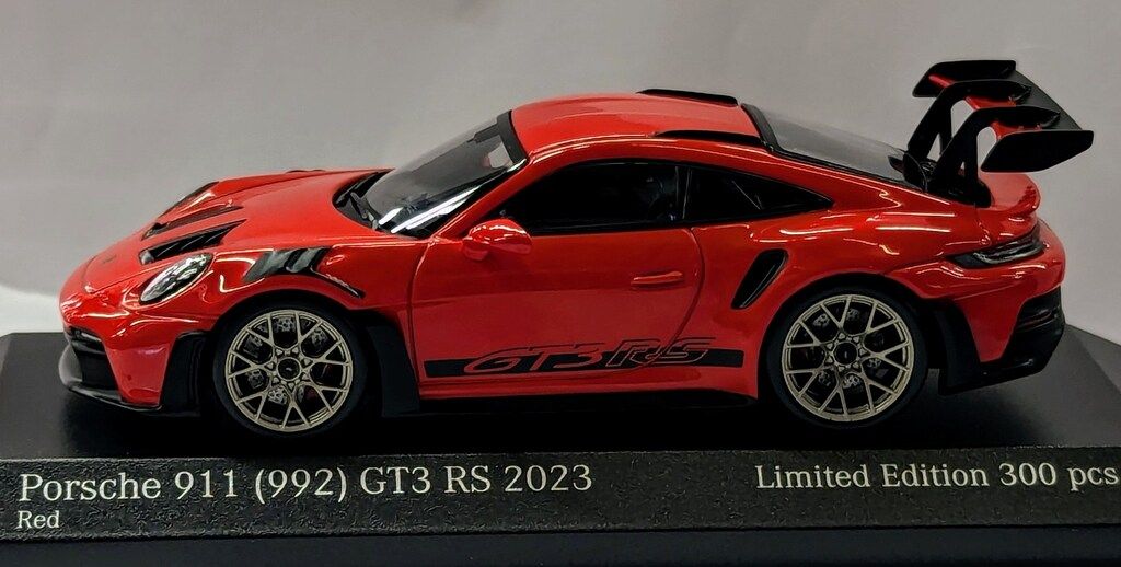 Paul s Model Art 1 43 MINICHAMPS FASZINACIONN SPORTWAGON ポルシェ 911 992 GT3 RS 2025