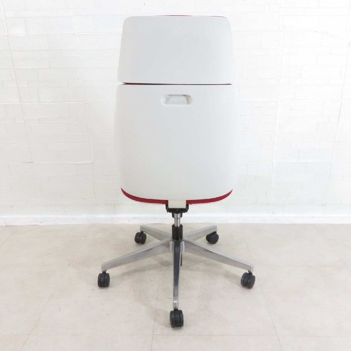 肘無オフィスチェア