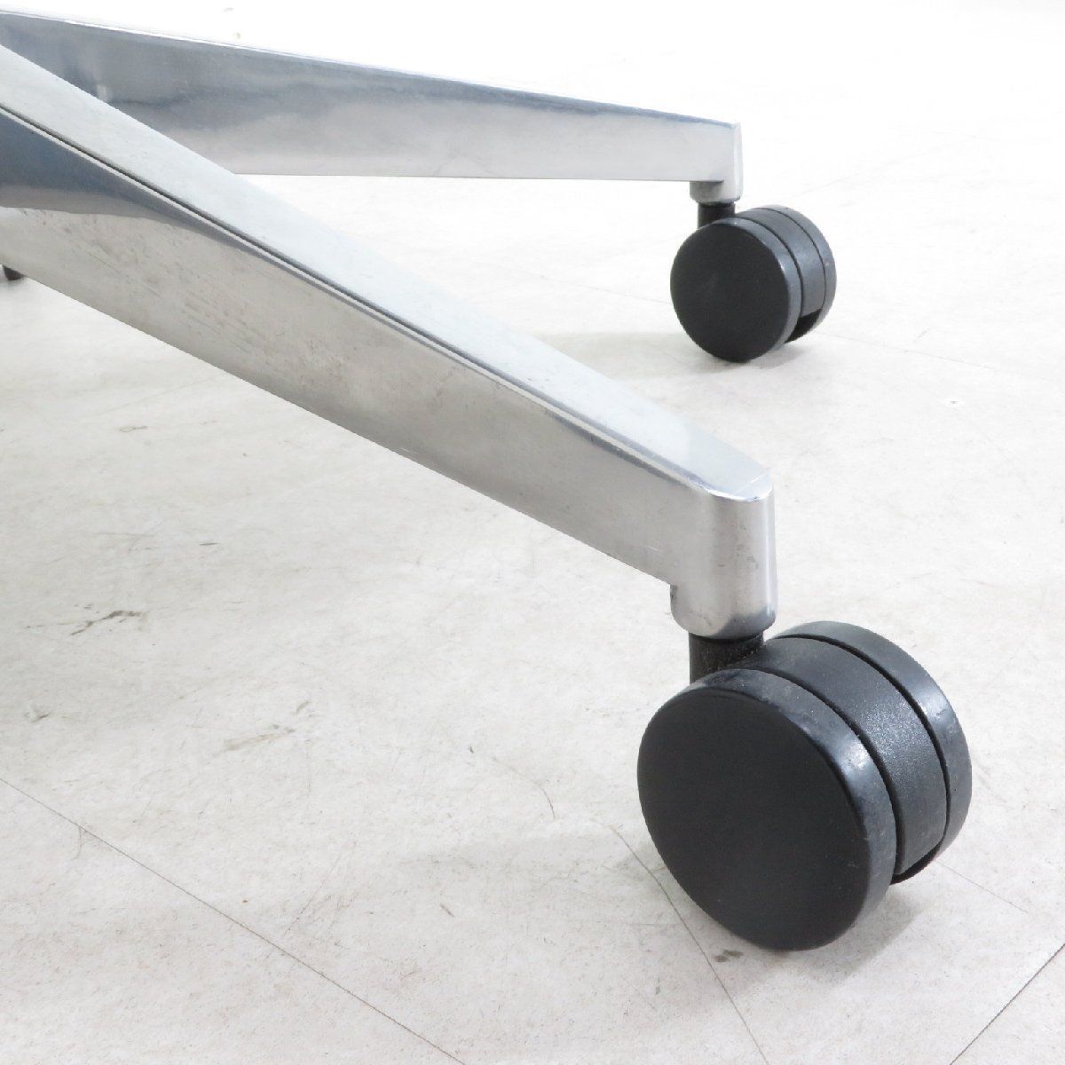 EG16736 オフィス家具