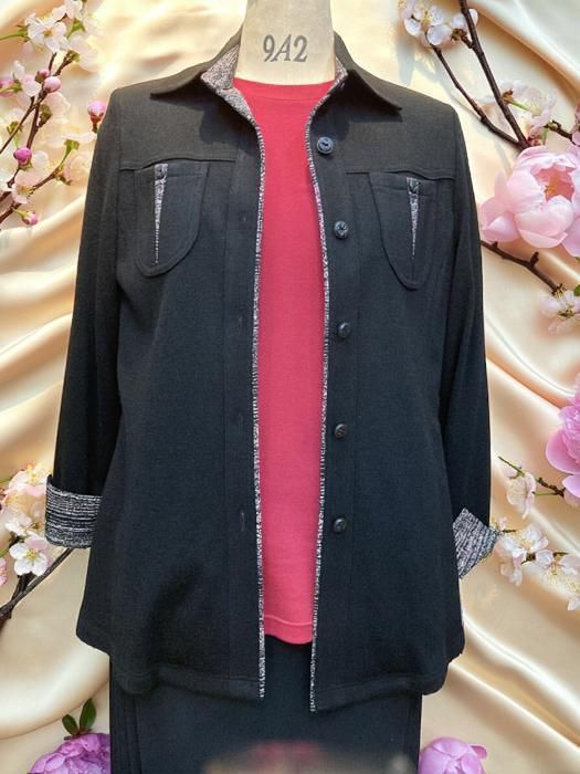 レディースファッション ミセス アウター カーディガン ウール 毛 混 背裏 長袖襟付きジャケット サイズ表示は ９号 です 春秋冬 ４０代５０代６０代 税込み17 380円 15 800円 の商品