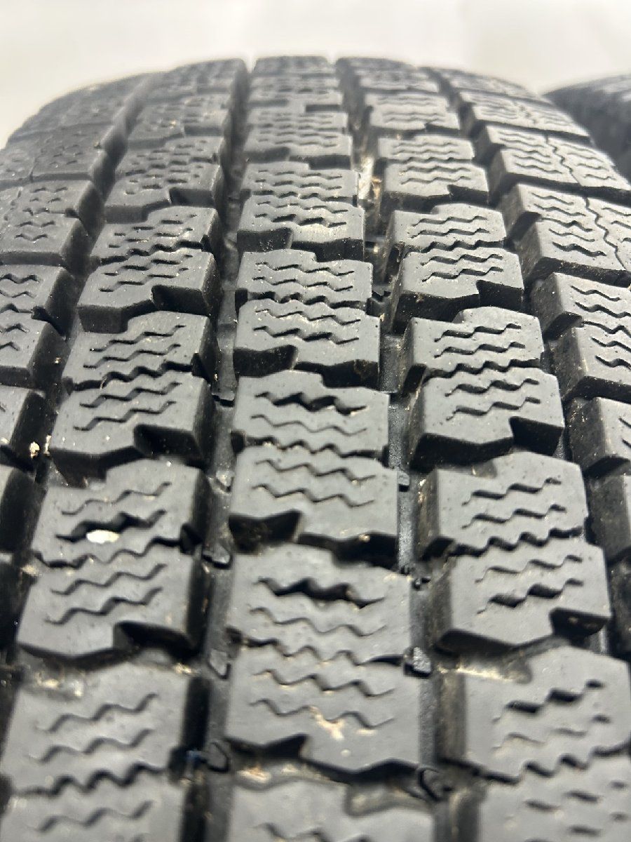 TOYO DELVEX M935 205|80R17.5 120|118N LT 17.5インチ ライトトラック用 スタッドレス 4本 20年製 バリ溝 ローザ シビリアン等 STT026