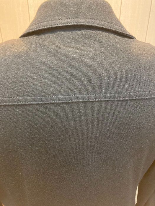 長袖襟付きジャケット