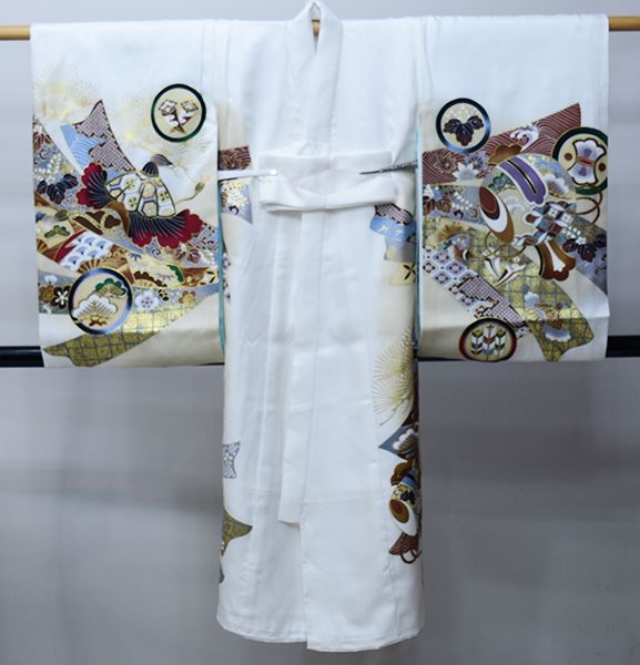  お宮参り 産着 のしめ 男児 男の子 正絹 綸子地 豪華絢爛 金刺繍 白色 鷹 祝着 一つ身 掛け着 熨斗目 NO 42755 お宮参り用品 行事 記念品