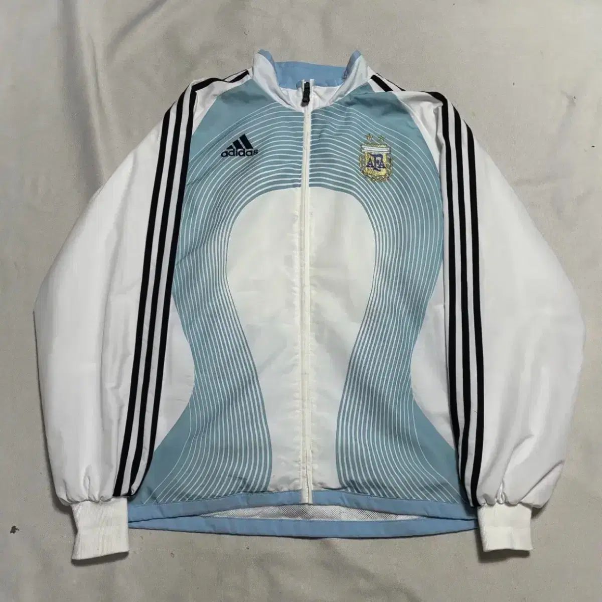 アディダス アルゼンチン 06-07シーズン ブラック 3本線 ウィンドブレーカー