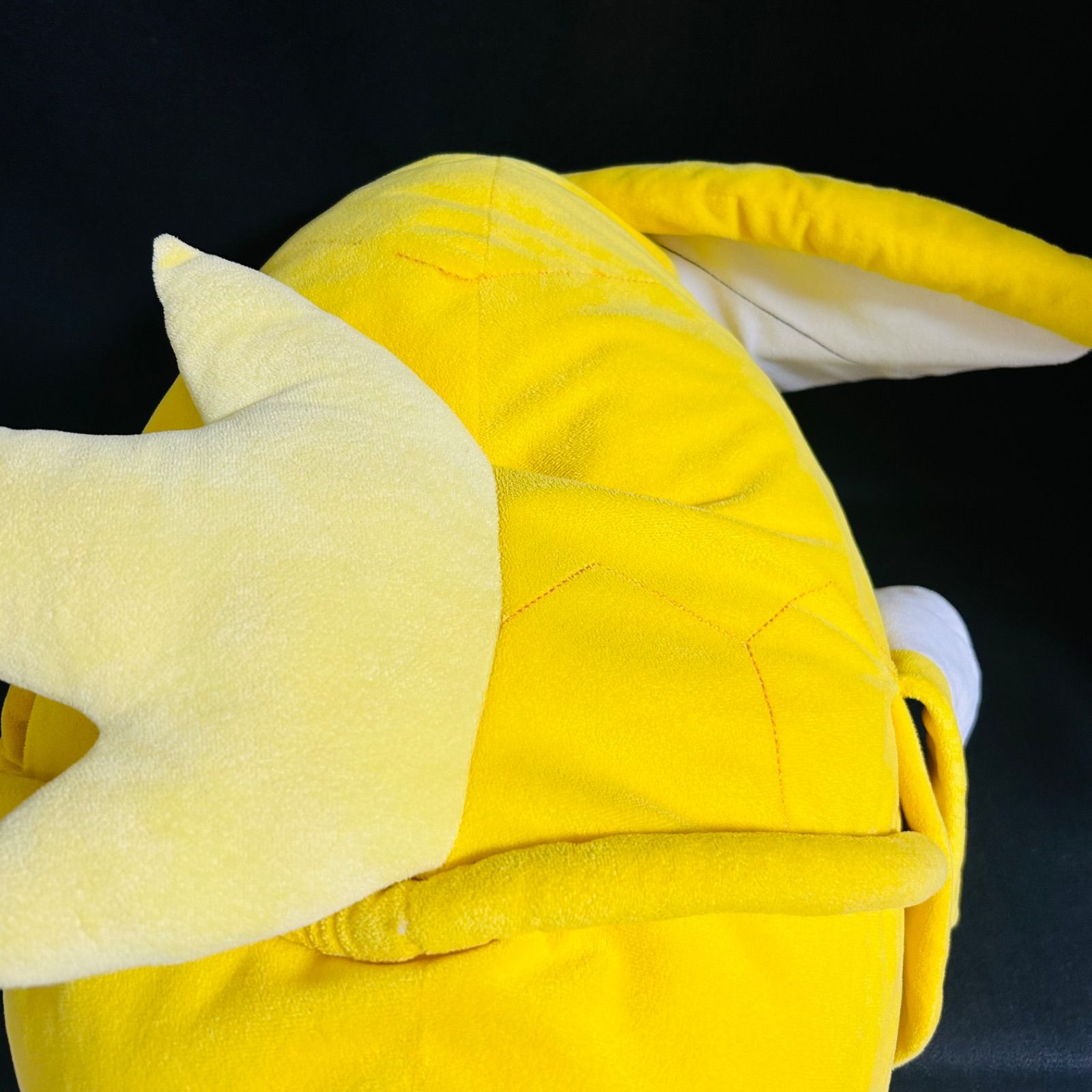 金のコイキング ビッグサイズ ポケモンセンター名古屋 記念 ビッグクッション ポケットモンスター ポケモン 金のコイキング ビッグサイズ ポケモン