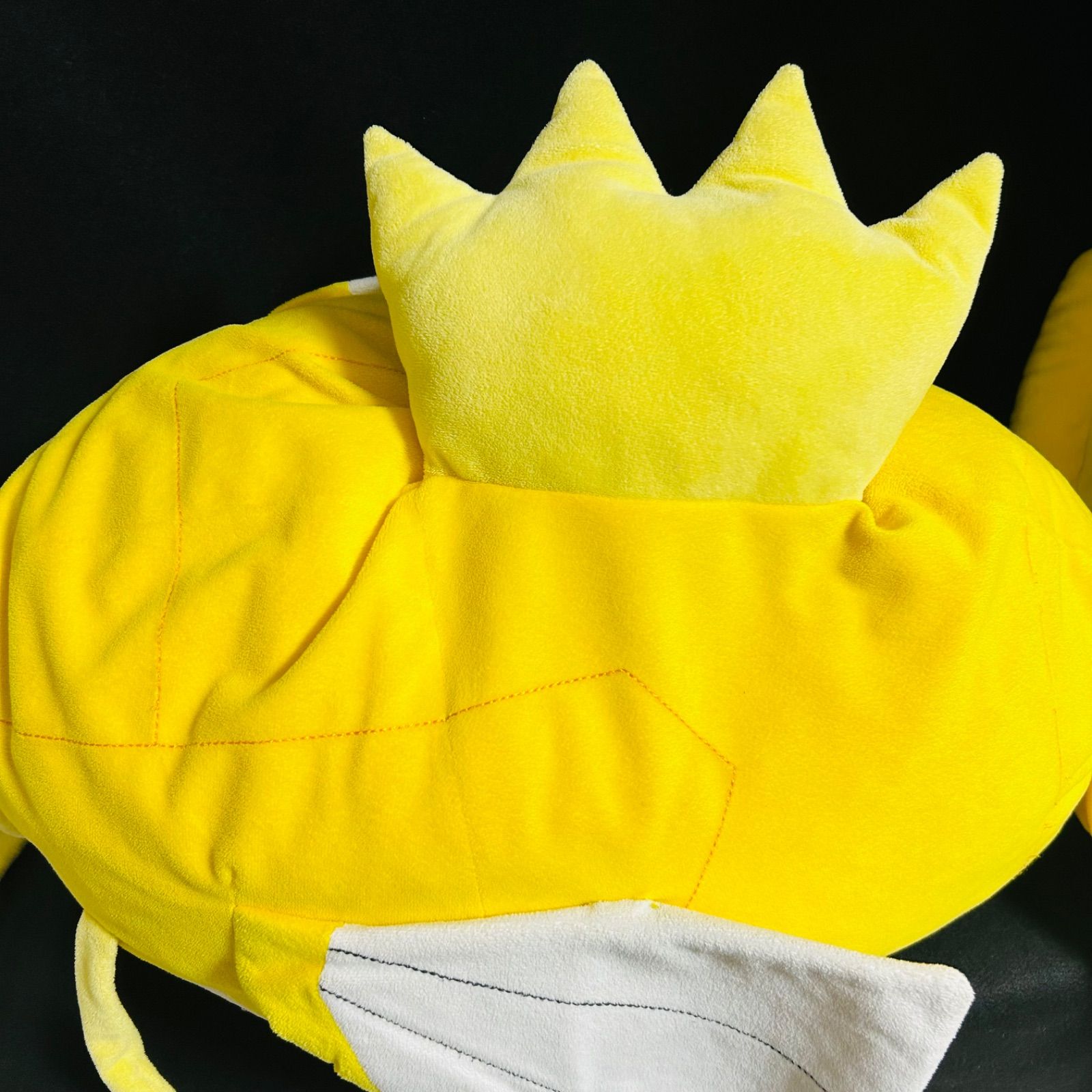 ポケモンセンター名古屋　金のコイキング ぬいぐるみ ポケモン ぬいぐるみ 金のコイキング ビッグサイズ 名古屋 記念