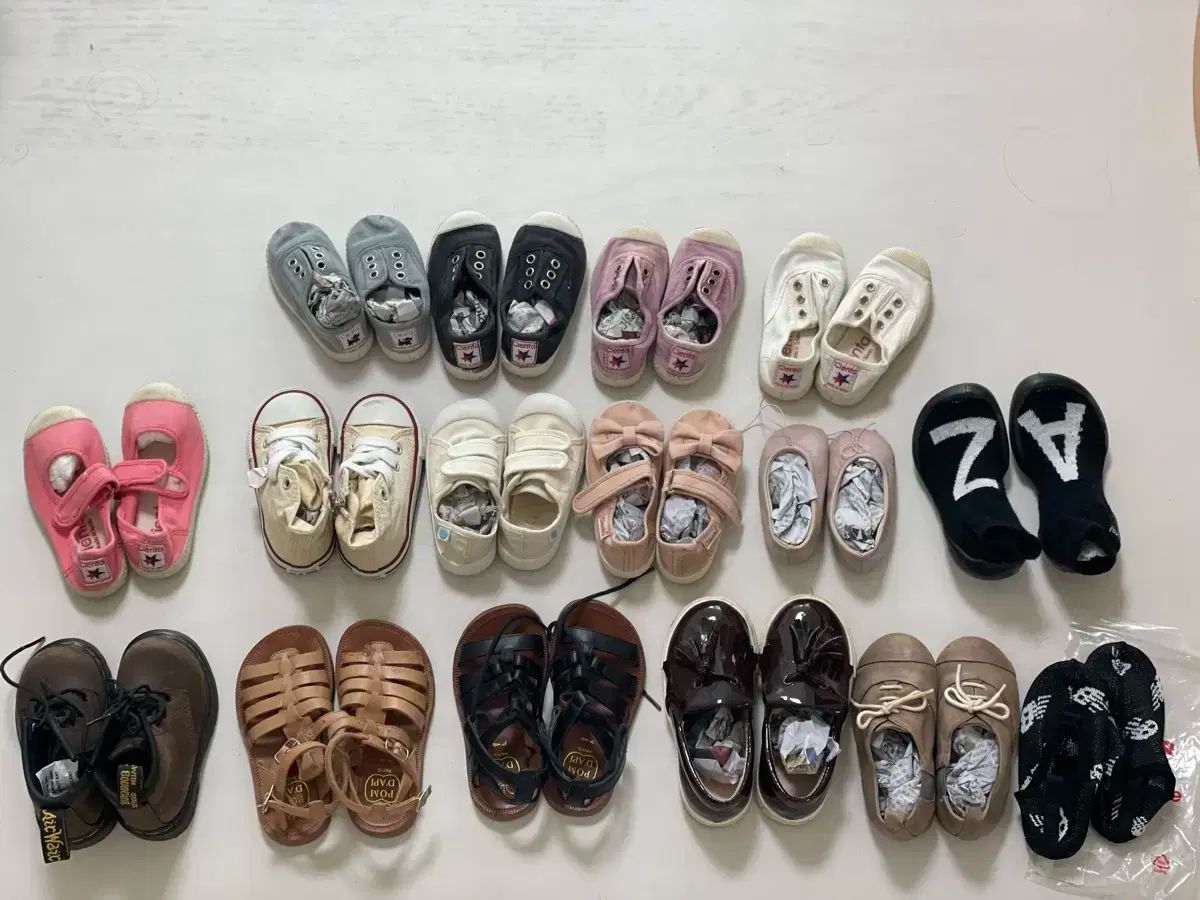 ユア靴コレクション 16種 まとめ売り シエンタ igor フォームダピ DR. MARTENS など