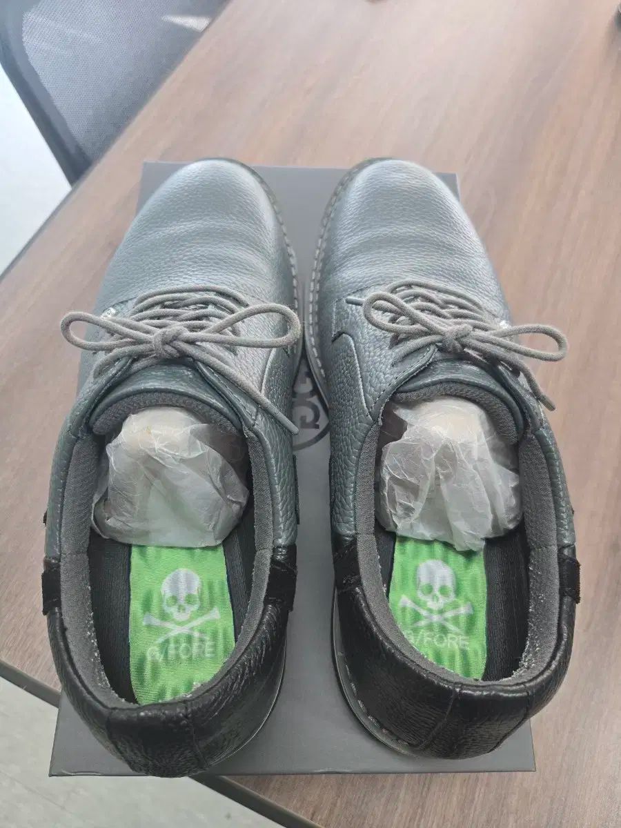 275 スパイクレス