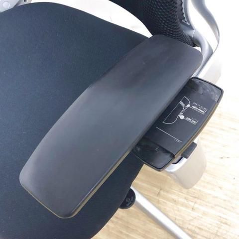 スチールケース