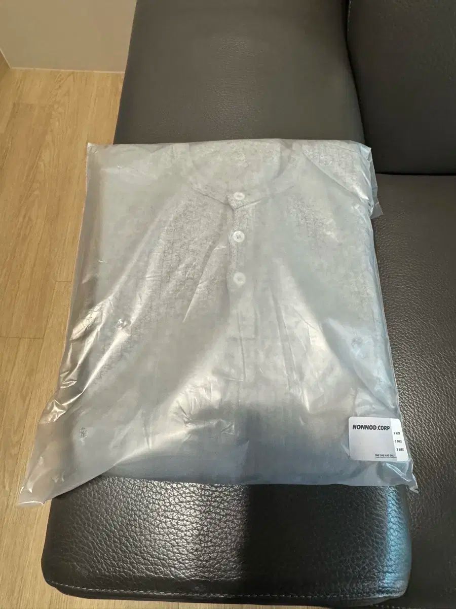 2 Nonnod ヘンリーネック グレー