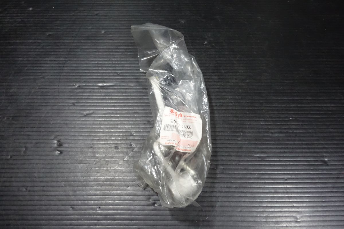 チェンジペダル シフトペダル 25600-14J00 スズキ 純正 GSX-R600 GSXR600 GSX-R750 GSXR750 ♥ R20251020