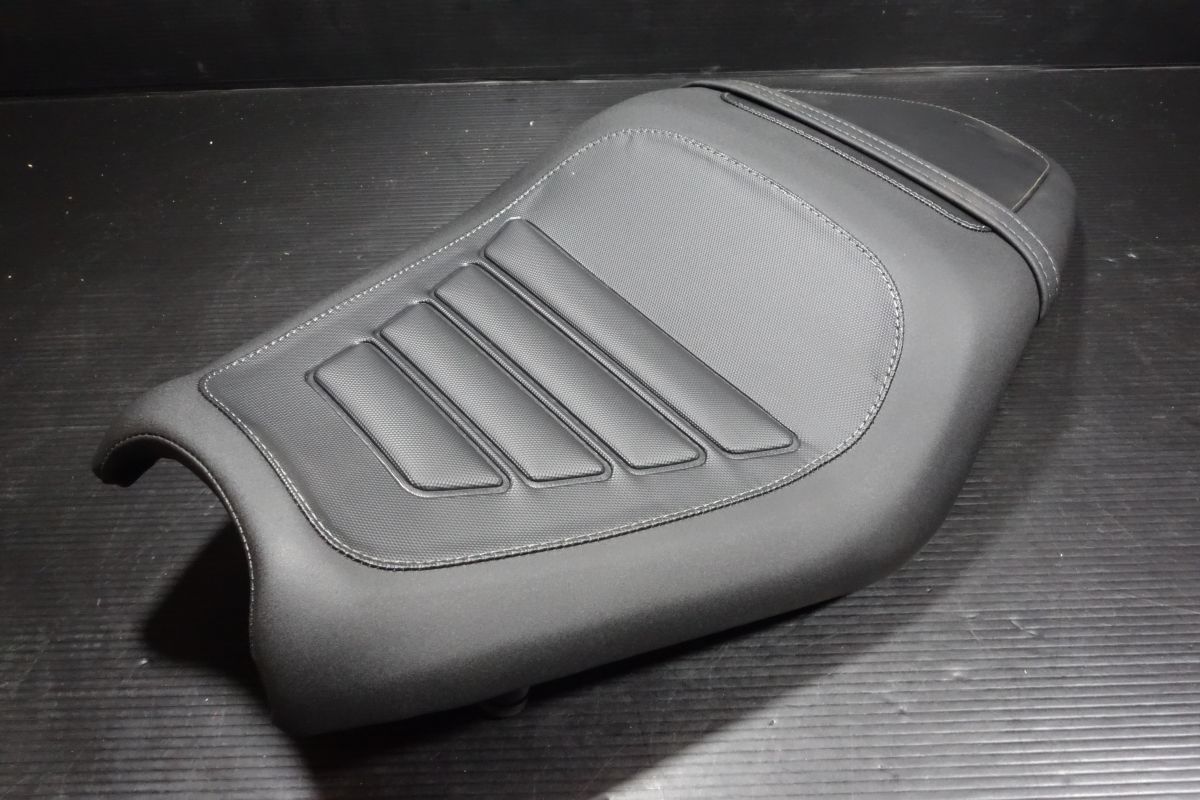 シート HD51100P420001 ハーレー 純正 X350 R20251020