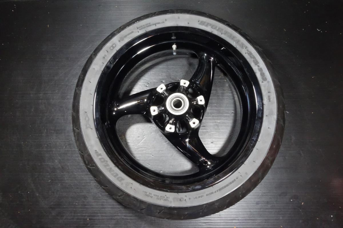 リアホイール ドゥカティ 純正 17×5.50 ブレンボ 検索 M900 M400 M750 400SS 900SS モンスター ie R20251020