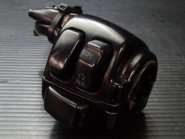 ハーレー スポーツスター XL1200R-I 純正 スイッチボックス 右 ♪ E6787