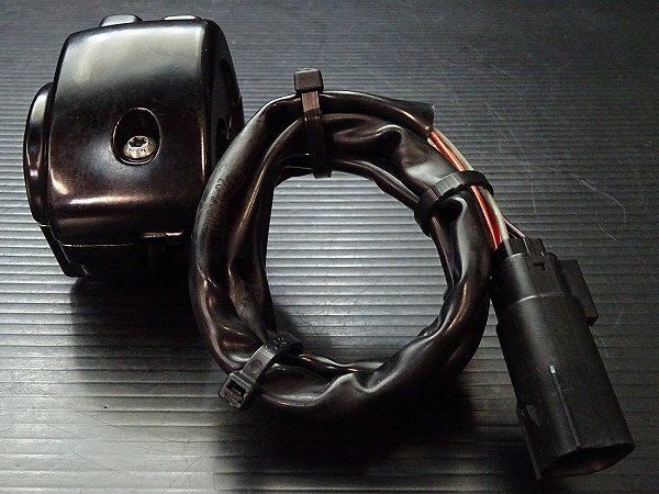 スイッチボックス 右