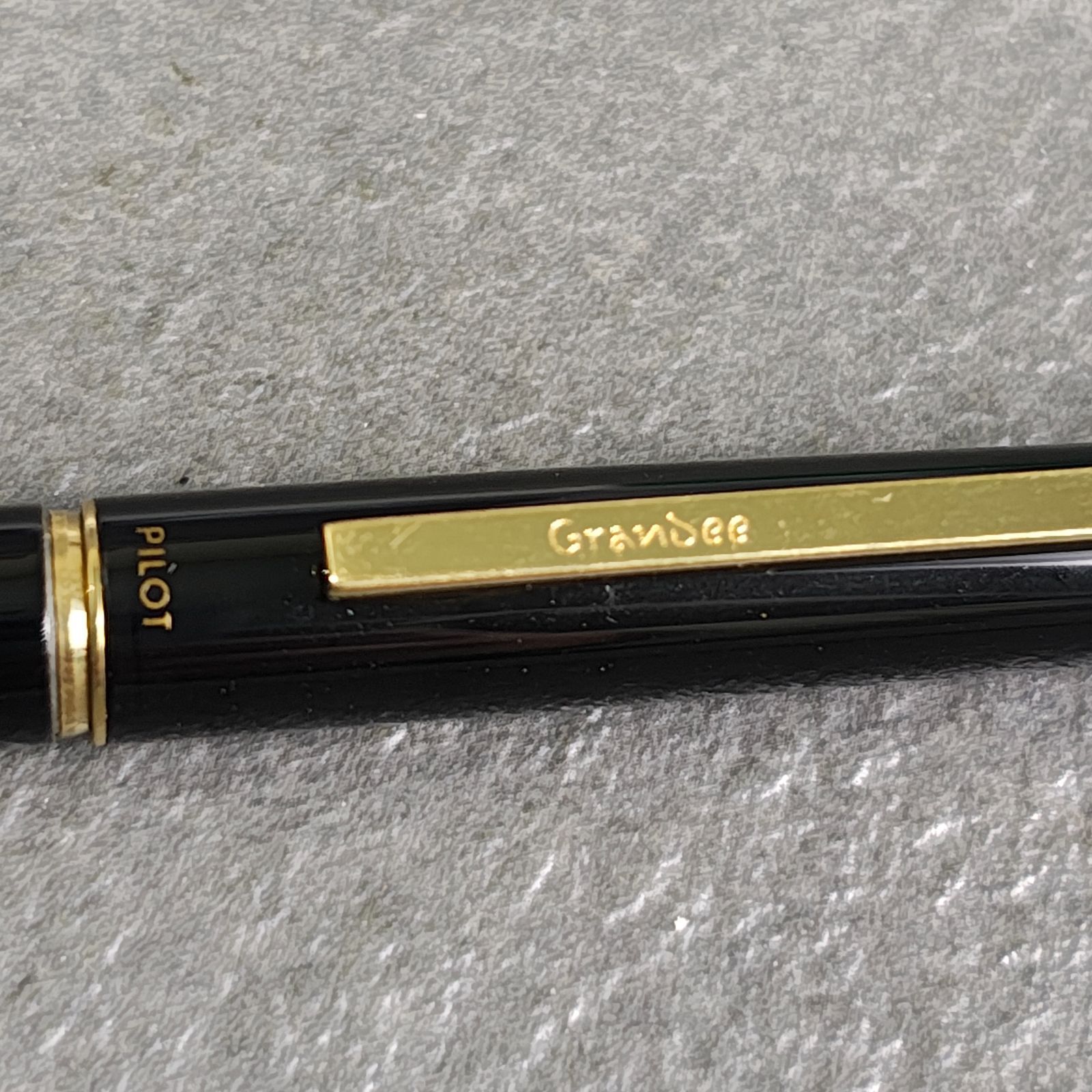 PILOT GRANDEE URUSHI キャップ式 ボールペン パイロット ブラック