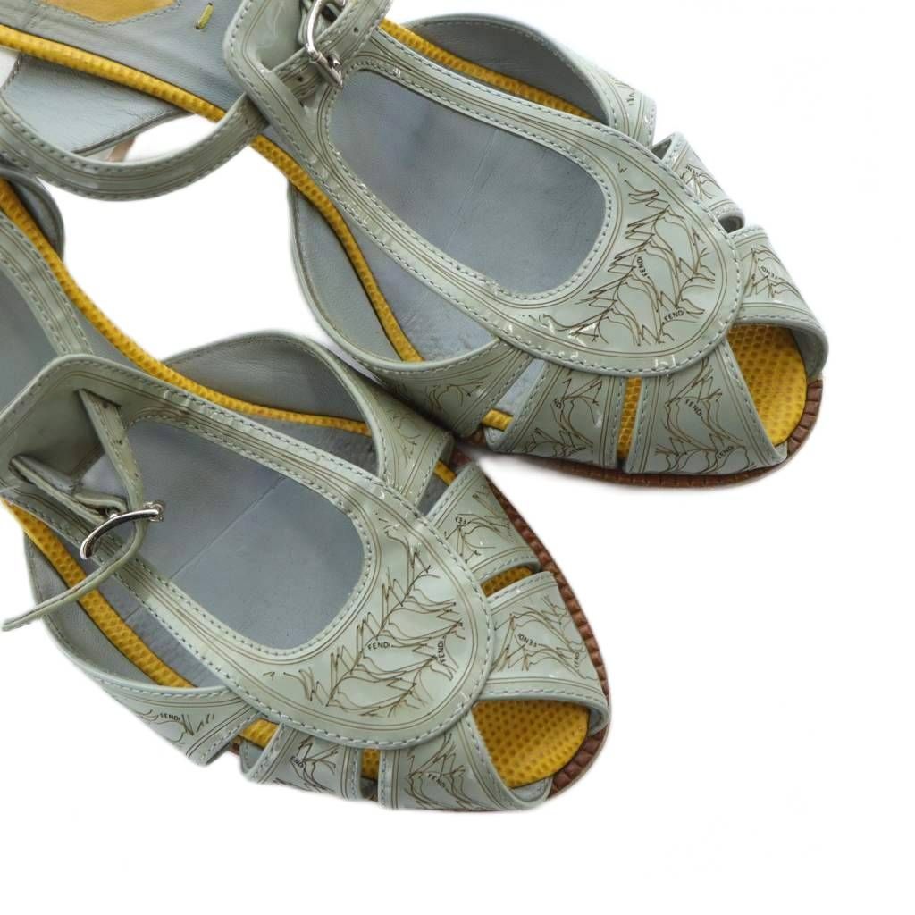 Fendi ロゴ入り オープントゥサンダル フェンディ FENDI サンダル オープントゥ ロゴ エナメル
