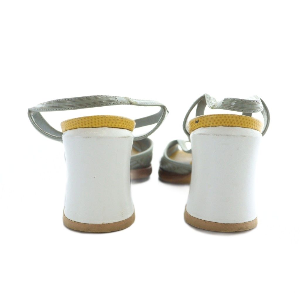 Fendi ロゴ入り オープントゥサンダル フェンディ FENDI サンダル