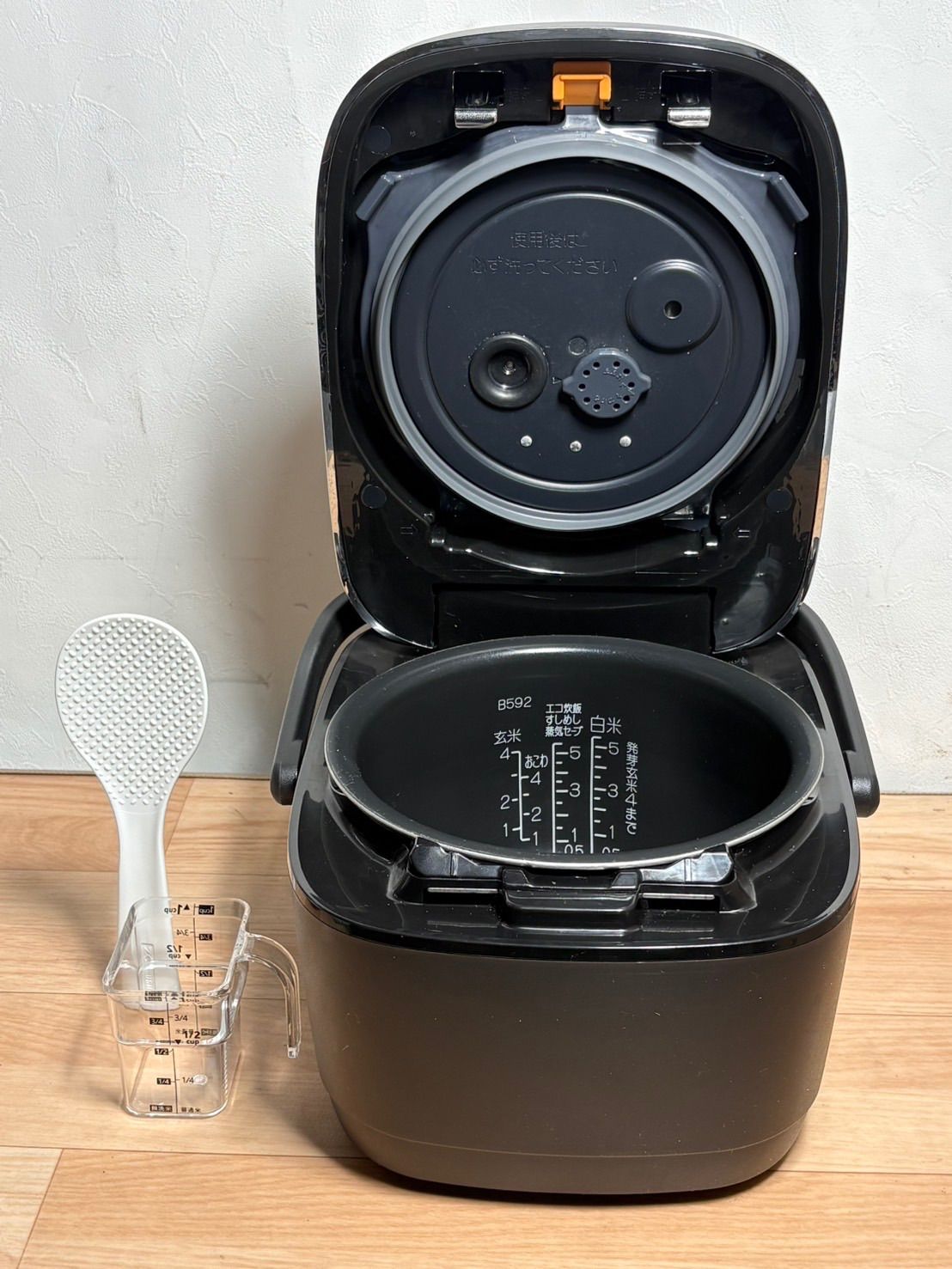 象印 アウトレット 圧力IH炊飯ジャー「炎舞炊き 」2020年製 象印 炎舞