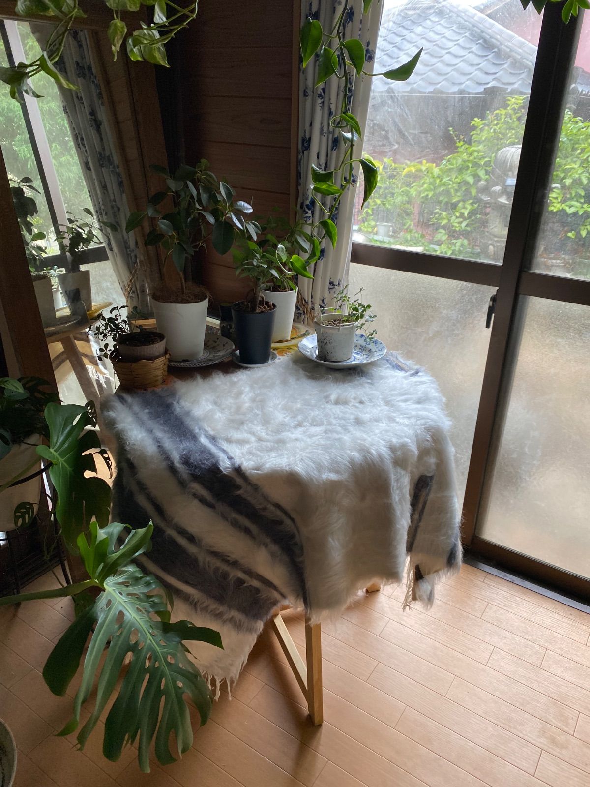 これはお洒落でおすすめ アンゴラヤギのモヘアで織られたミフラブ柄の新しいシイルトバッタニイェ